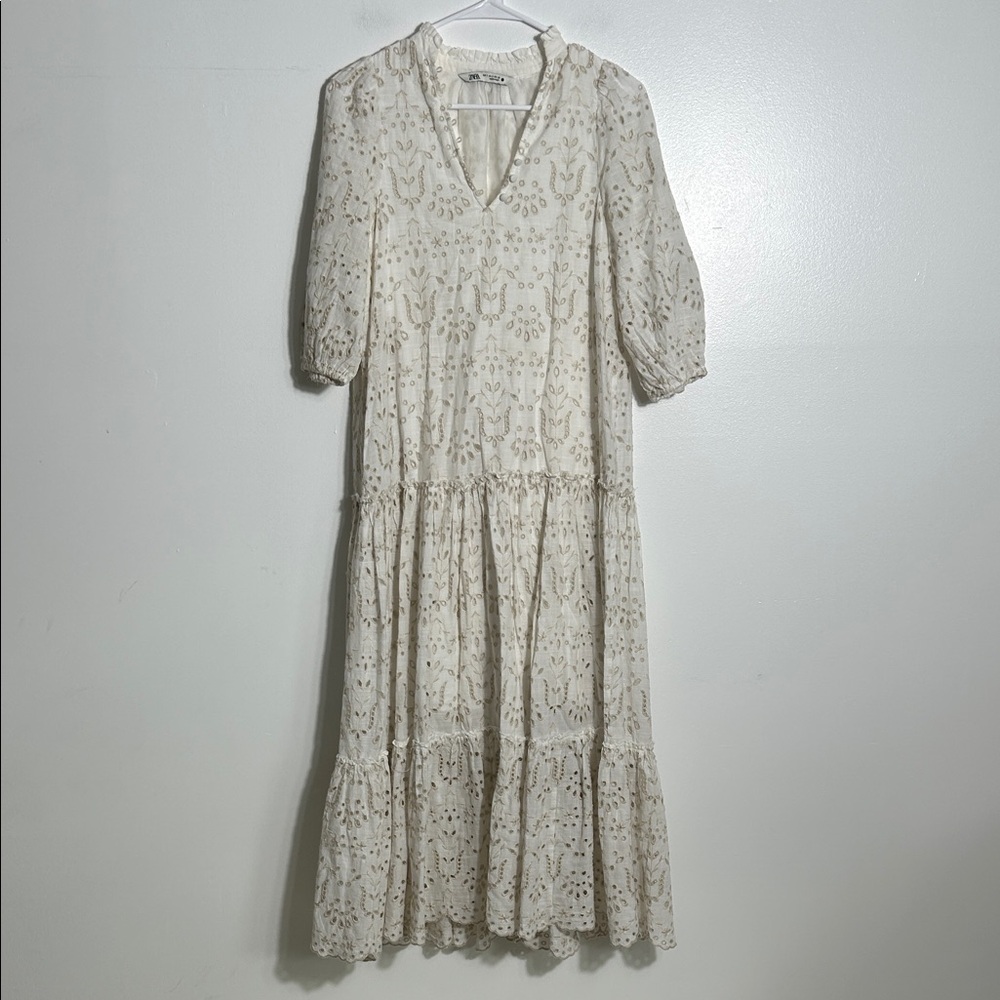 Zara Elegant Cream Lace Midi Dress